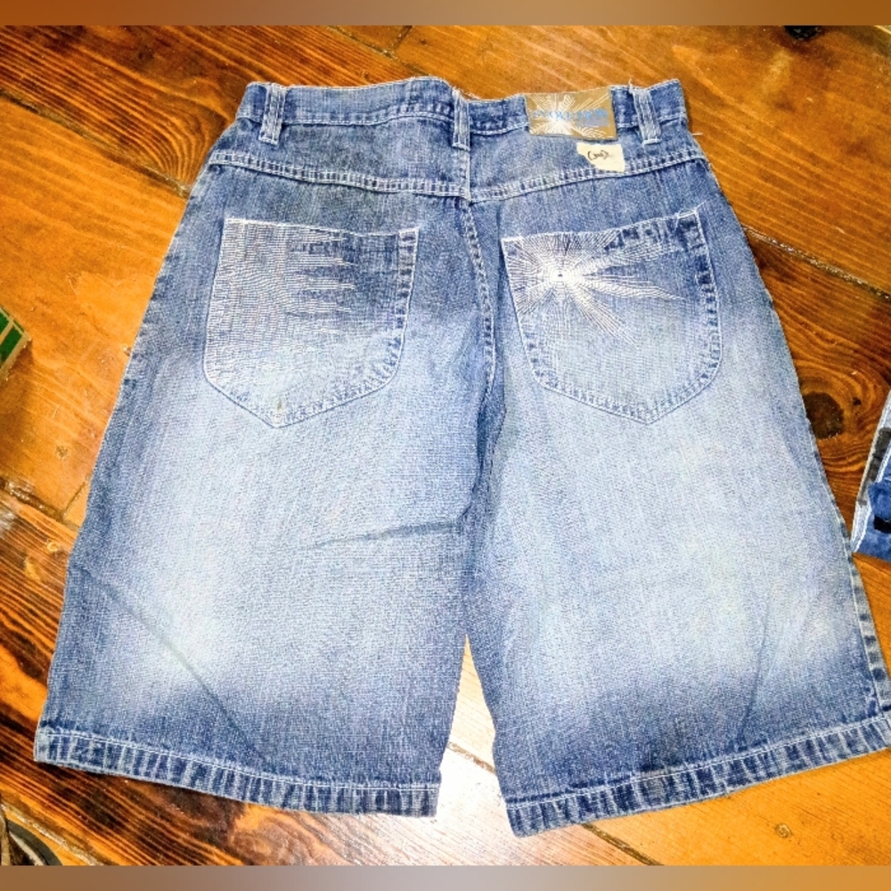 Evolution In Design Jean Shorts Mens 34 - Picture 2 of 3